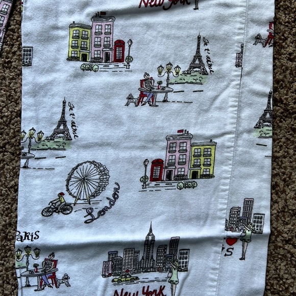 Victoria's Secret women's S short pj set with eye mask - Picture 11 of 12